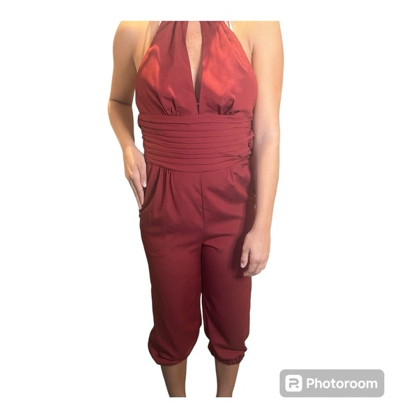 BEBE Cropped Plunge VNeck Halter Top Pleated Waist Jumpsuit Women size S - Picture 3 of 17